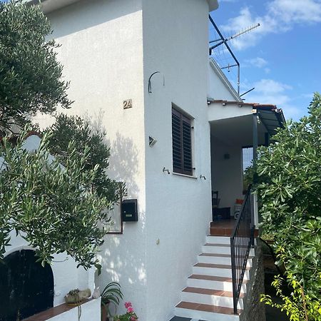 特罗吉尔Family House Ljubica别墅 外观 照片